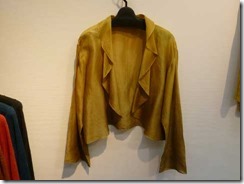 草木染で染めたコットンシルクのボレロ（赤じそ）