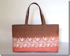 桜段柄の草木染バッグ