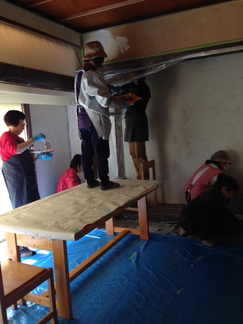 漆喰塗り１回目