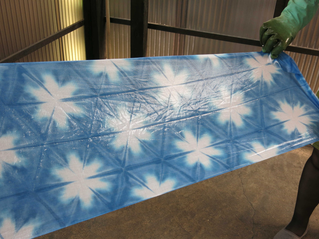 藍染 雪花絞り