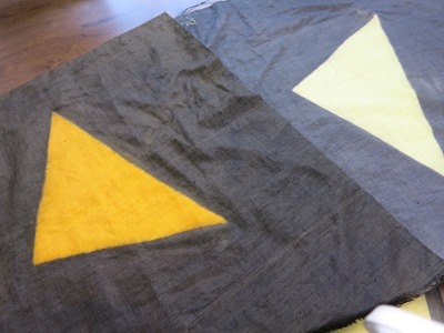 ユーカリで草木染した麻の布。座布団にするそうです。 ユーカリで草木染した麻の布。座布団にするそうです。