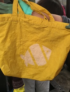 シュロで草木染した、エコバッグ