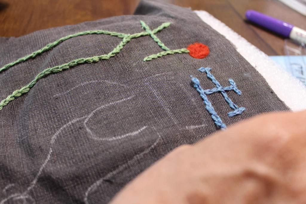 草木染　フェルト＆刺繍