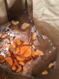 草木染してみた人参（実）