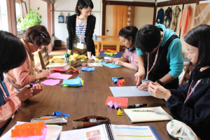 草木染インストラクター養成講座の様子