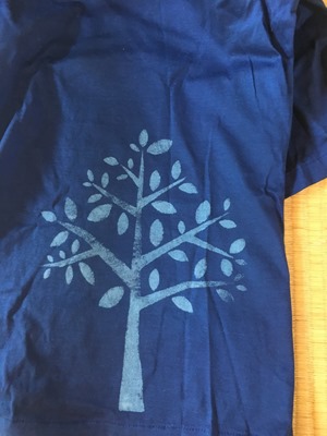 藍染抜染技法のシャツ 藍染抜染技法のシャツ