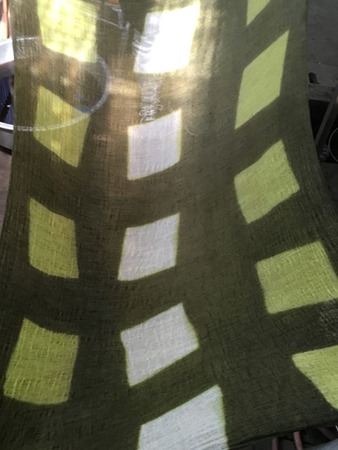 京都・大原の赤紫蘇で草木染した大判ストール