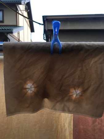 桜で草木染したシルク生地