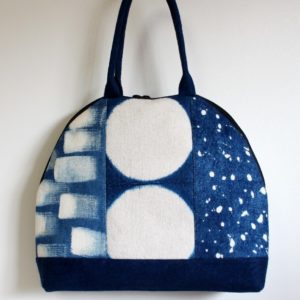 藍染で作ったバッグ