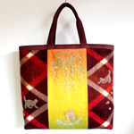 修了制作の草木染バッグ